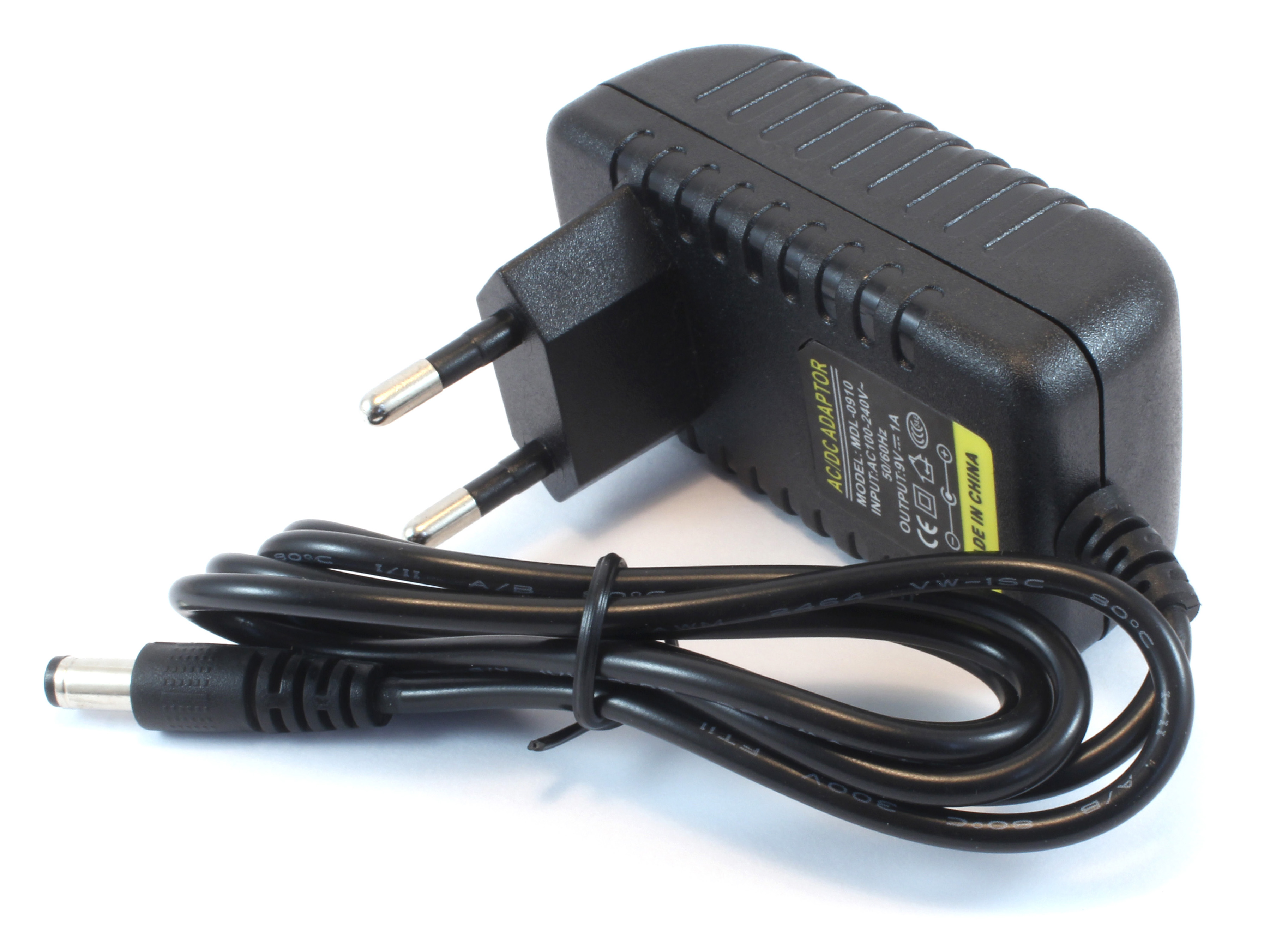 Блок живлення 9В 1А (світлина #1)