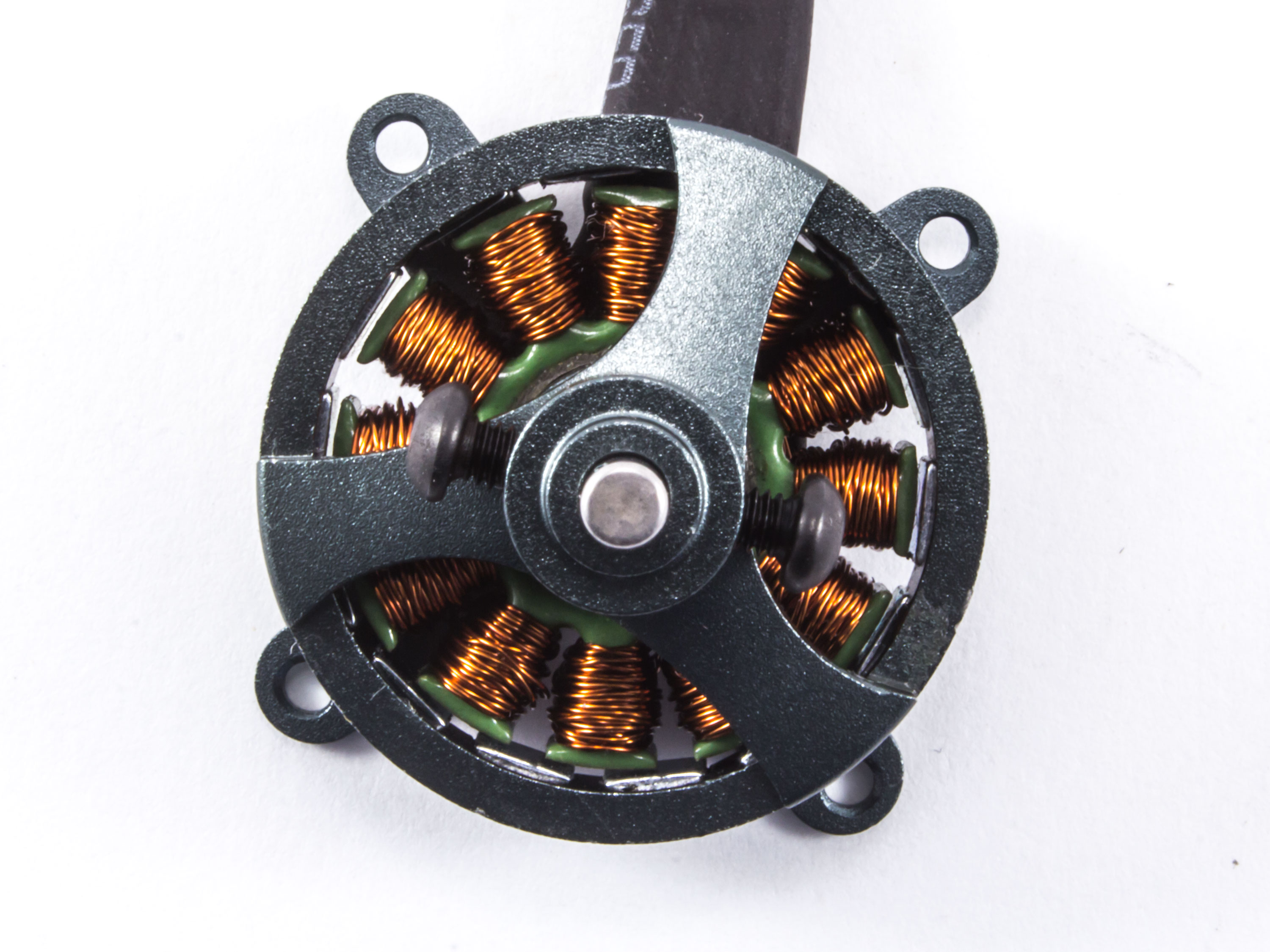 Двигун безколекторний Turnigy AX-2204C-1450kv (світлина #4)