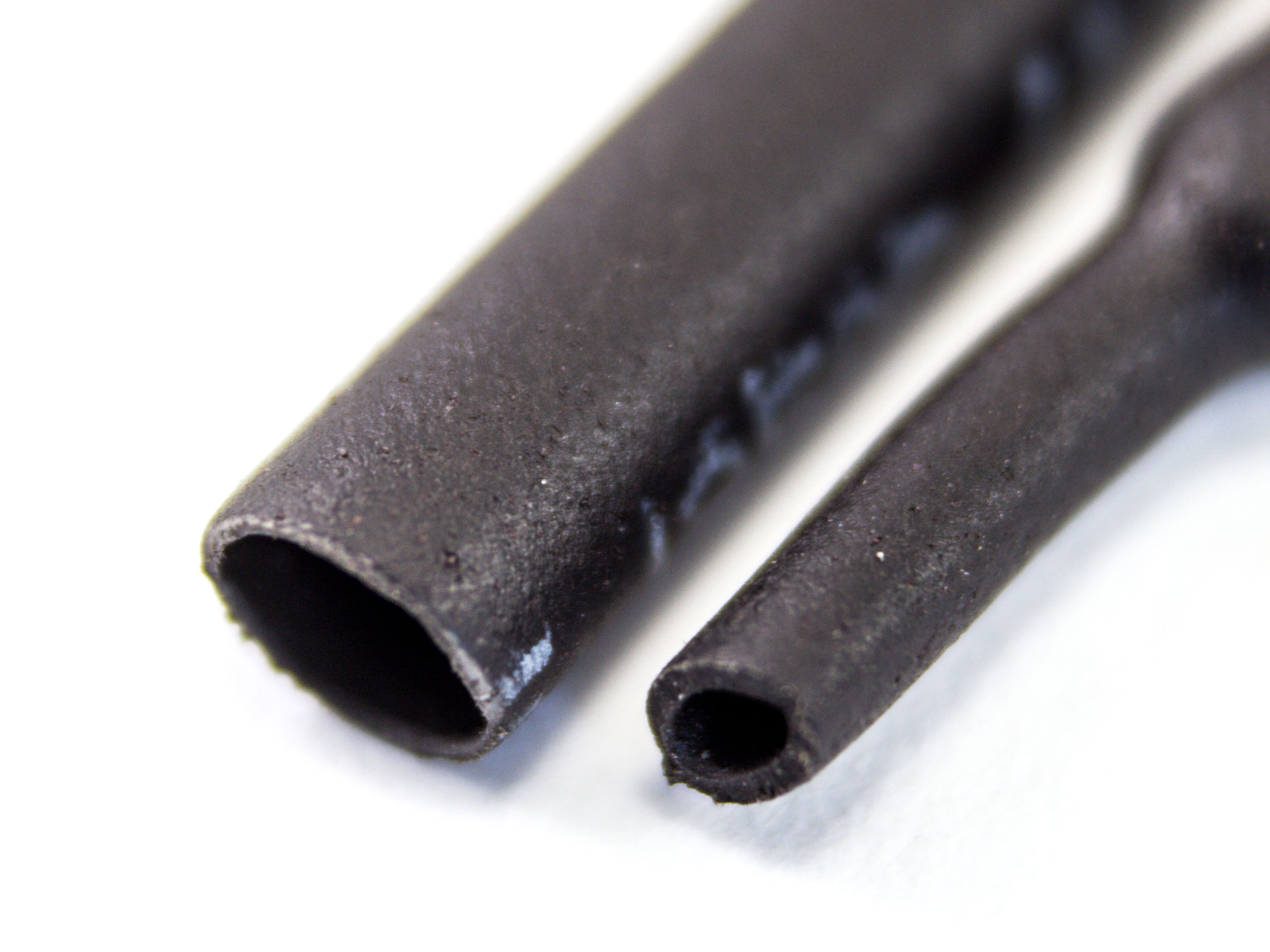 Термозбіжна трубка 2мм (Чорна) (світлина #1)