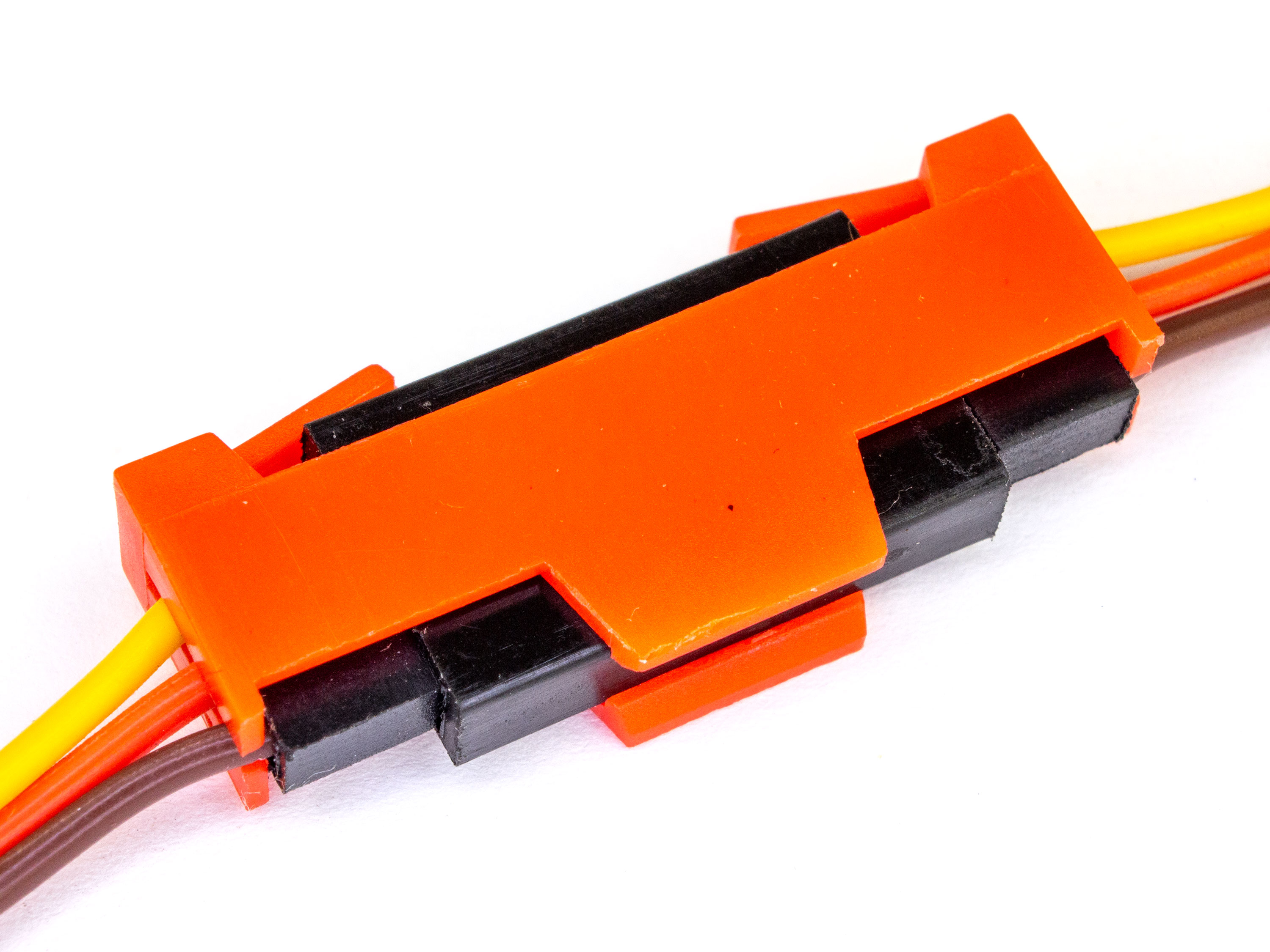 Фіксатор роз’ємів боковий JR/Futaba (червоний) (світлина #2)