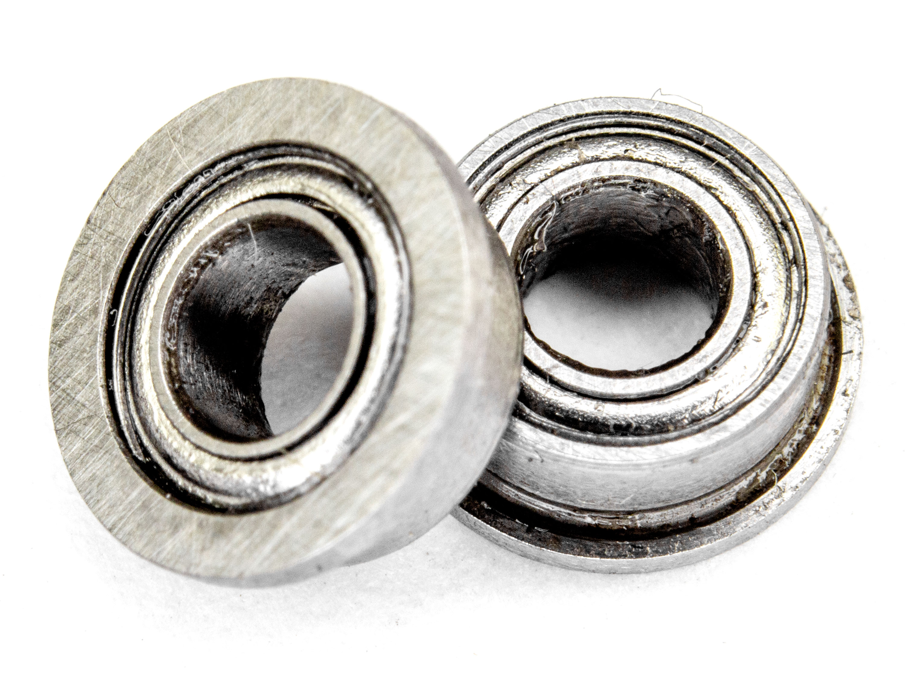 Підшипник металевий з фланцем 3x6x2.5мм (світлина #2)