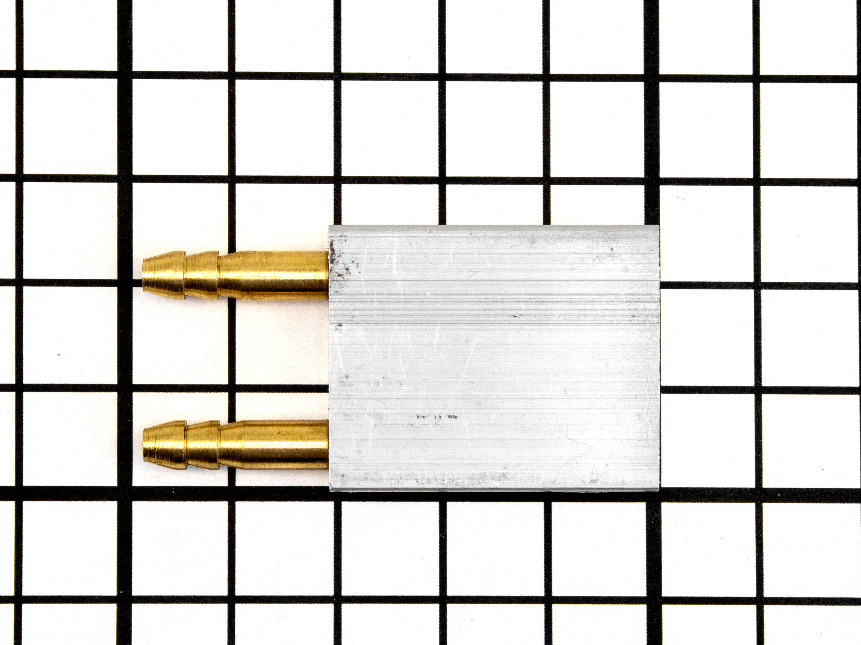 Алюмінієва пластина (радіатор) з водяним охолодженням 30.5х25мм (світлина #3)