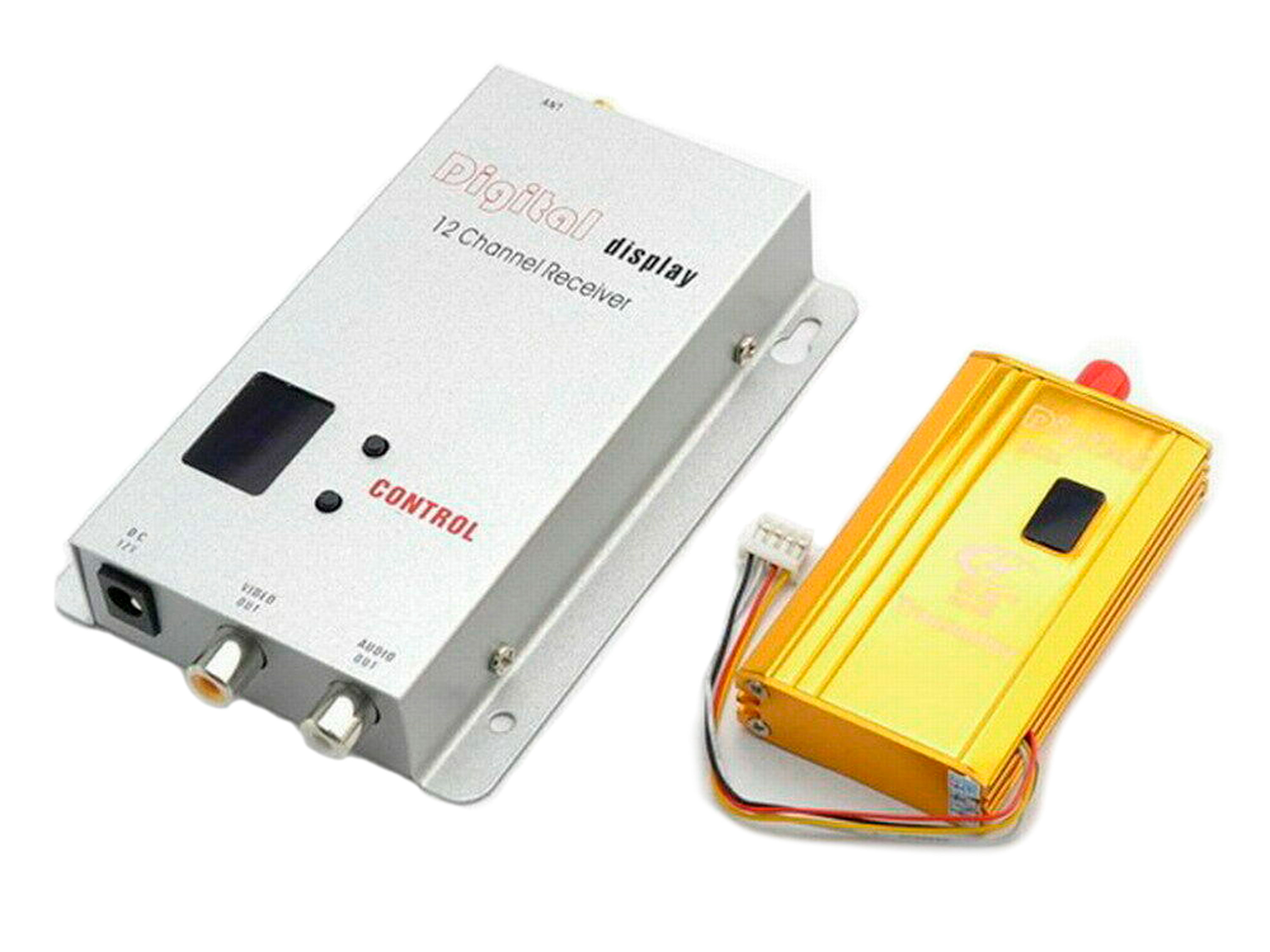 Набір відеопередавача і приймача 1.2GHz 2000mW 8Ch (світлина #1)